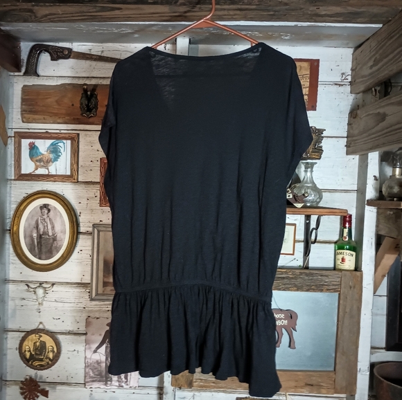 Panhandle slim embroidered top. - Picture 2 of 3